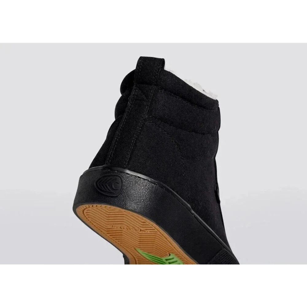 Cariuma OCA Therma High Sneakers Women's 8.5 Black Suede Shearling Shoes GAL821